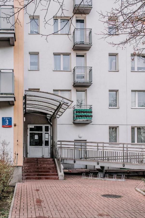 Apartamento Apartel Rakowiec Varsovia Exterior foto